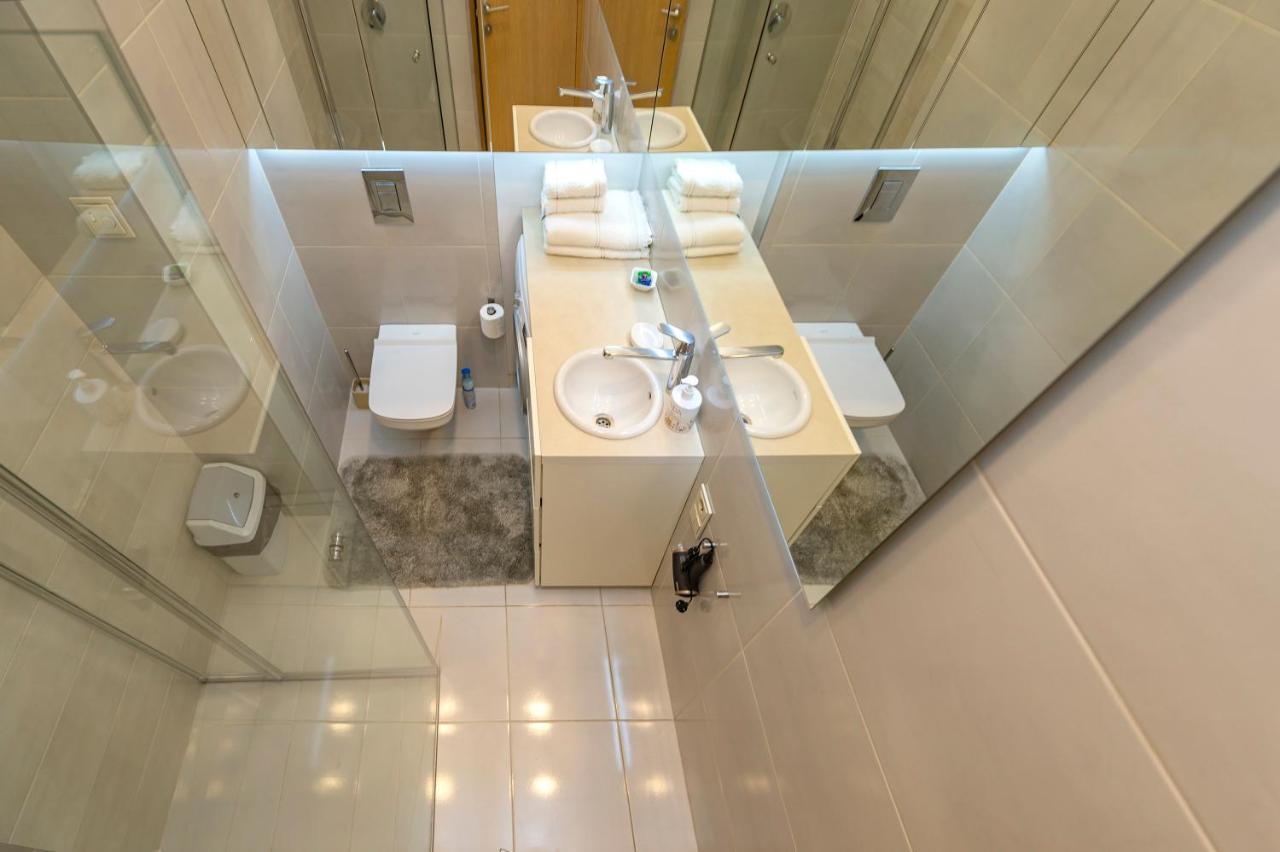 Deluxe River View Apartment By Polo Apartment Каунас Экстерьер фото
